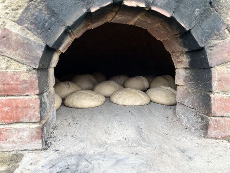 Bread baking at the Fort, 2026